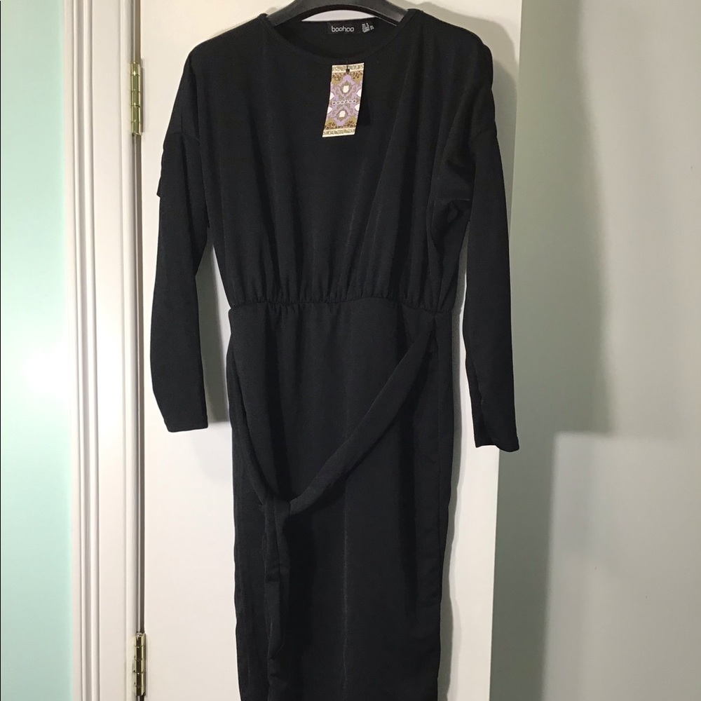 NWT BooHoo Maternity Tie Side Midi Dress Black